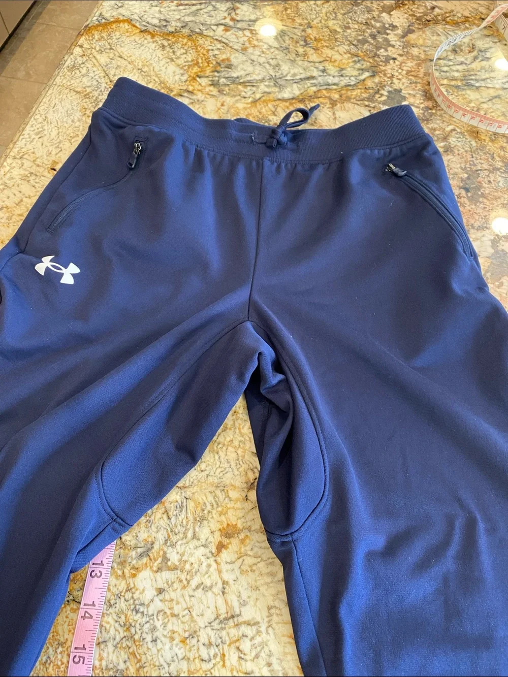 UNDER ARMOUR Joggers YLG